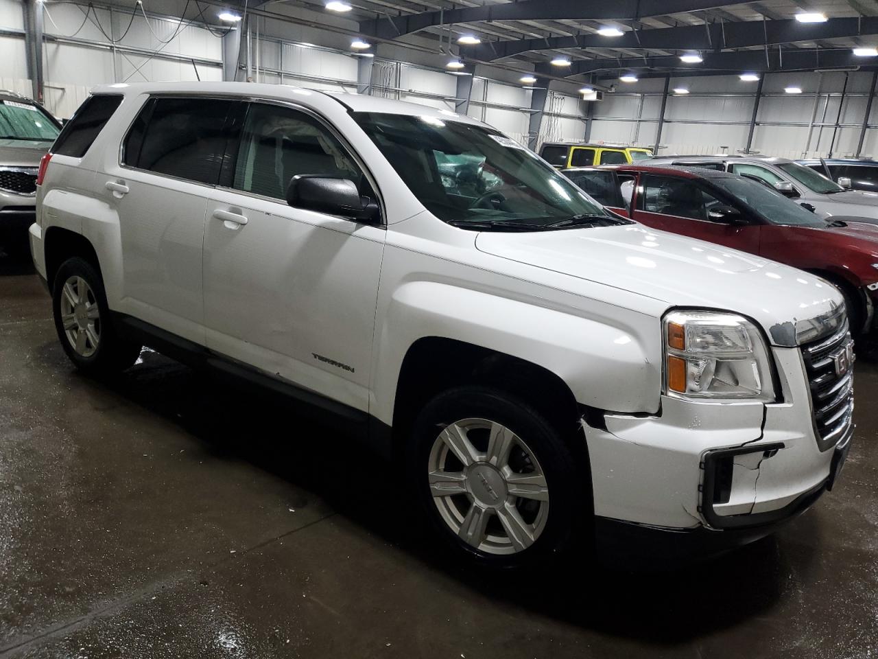 2016 GMC Terrain - Image 4