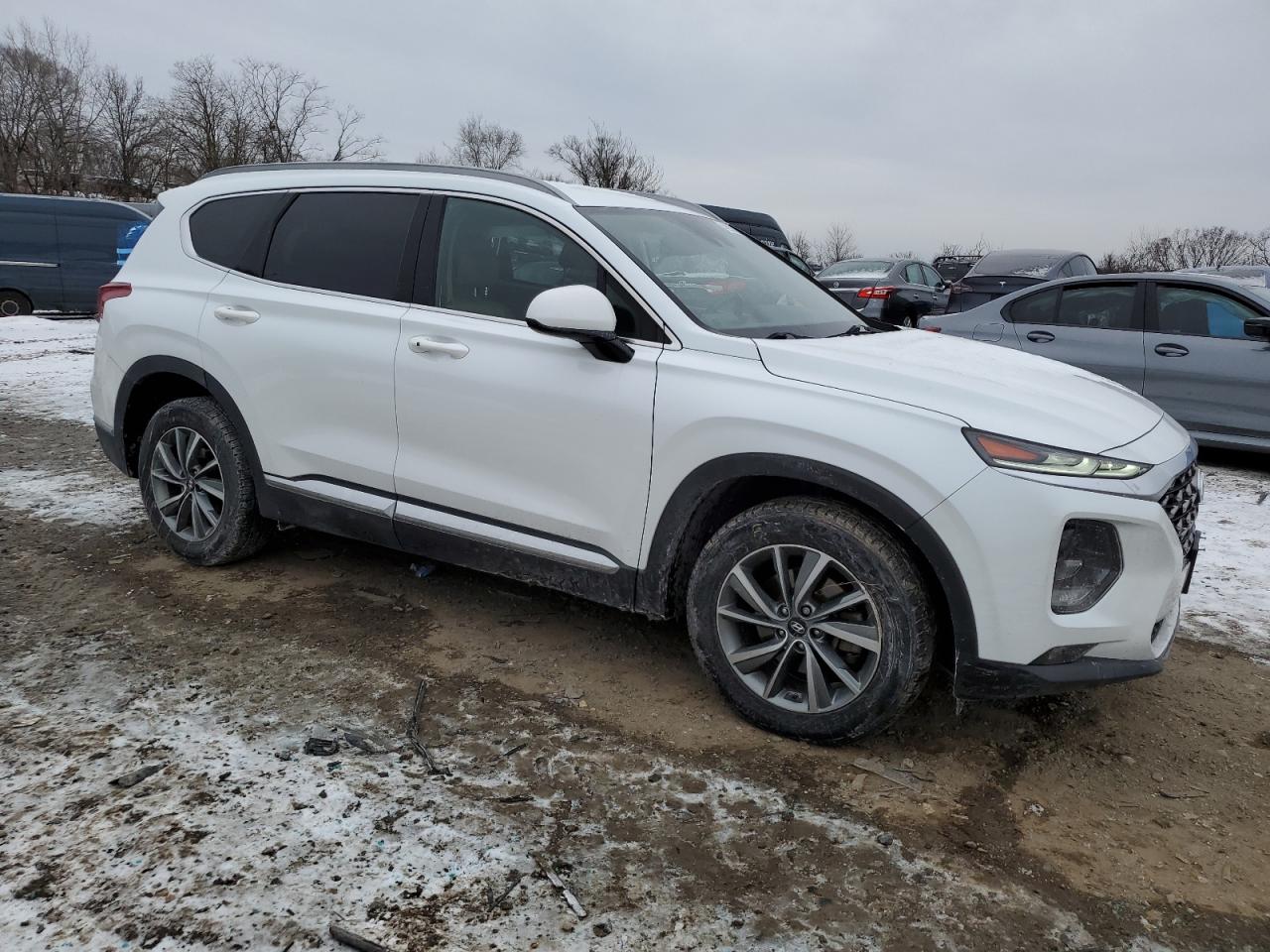 2019 Hyundai Santa Fe - Image 4