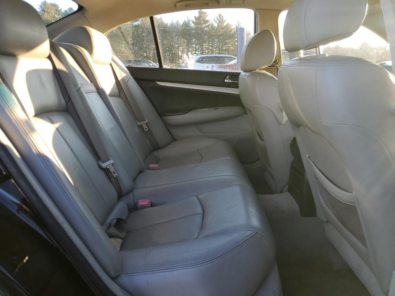 2007 Infiniti G - Image 10