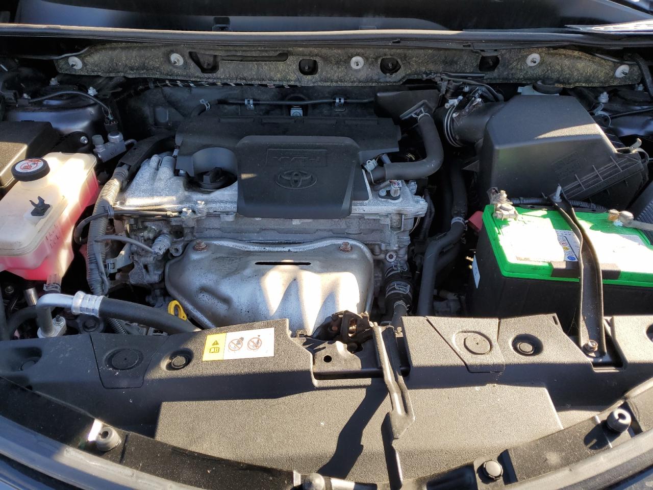 2018 Toyota RAV 4 - Image 13