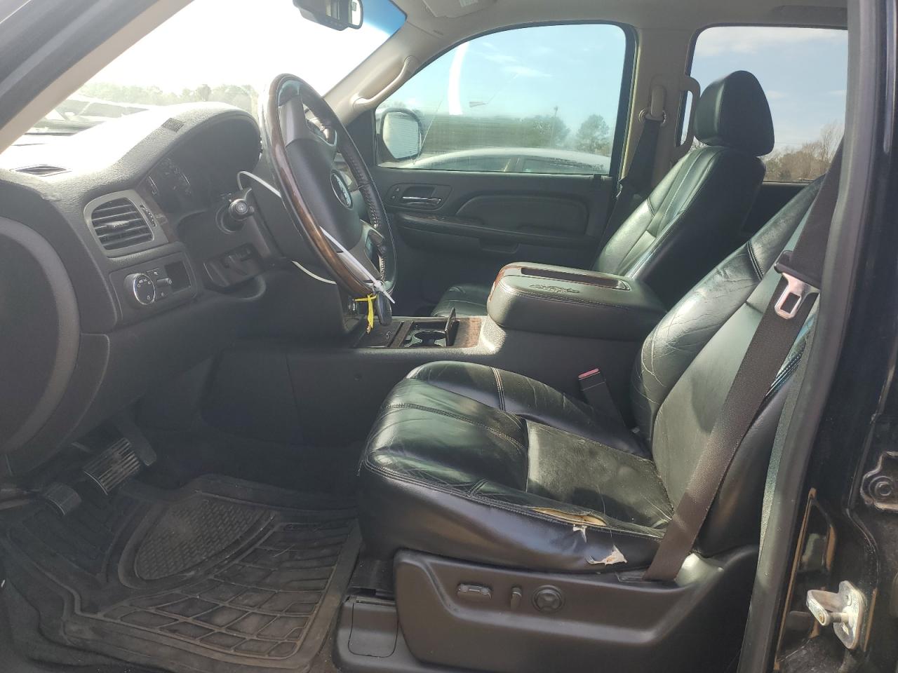 2008 GMC Yukon - Image 7