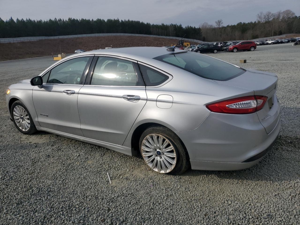 2015 Ford Fusion - Image 2