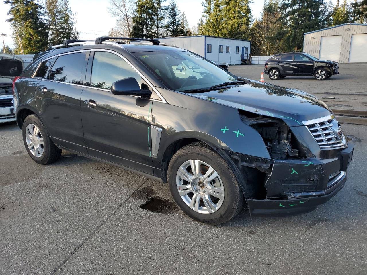 VIN 3GYFNEE3XES588298 2014 CADILLAC SRX no.4