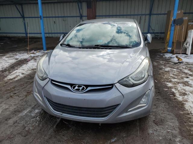 Седани HYUNDAI ELANTRA 2015 Сріблястий