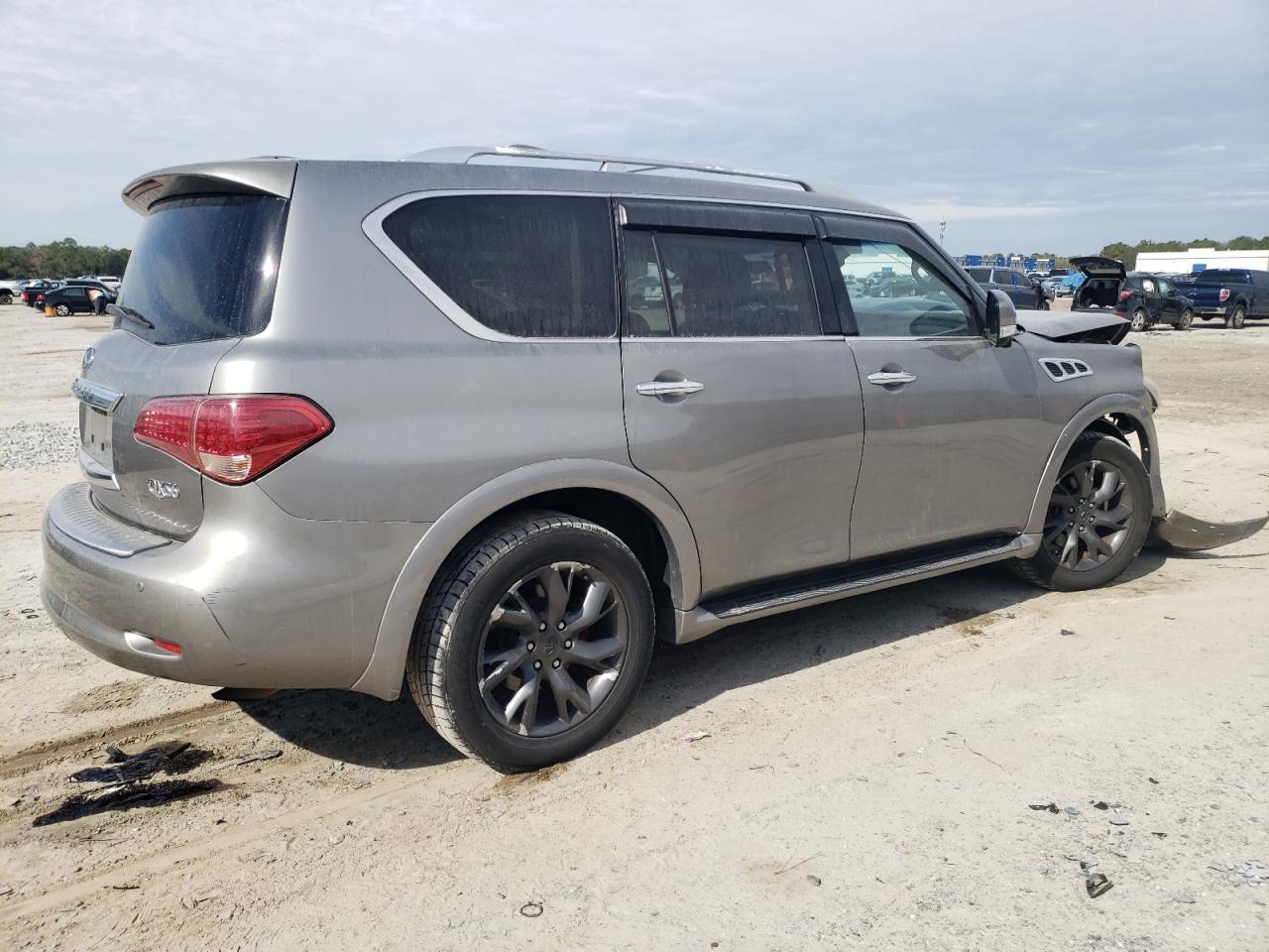 2012 Infiniti QX56 - Image 3