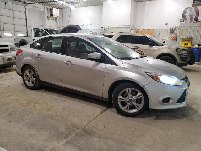 Седани FORD FOCUS 2014 Сріблястий