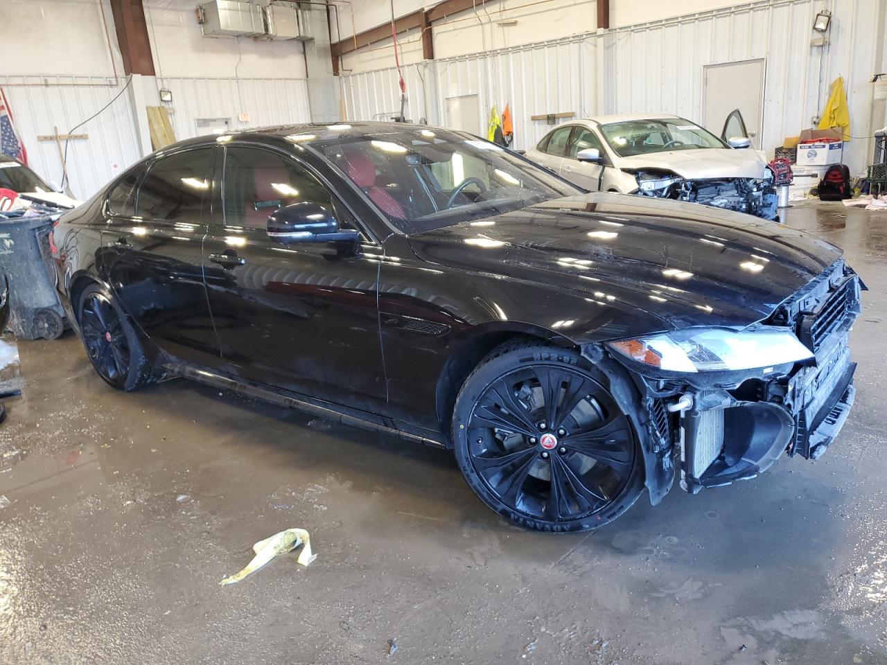 2021 Jaguar XF - Image 4