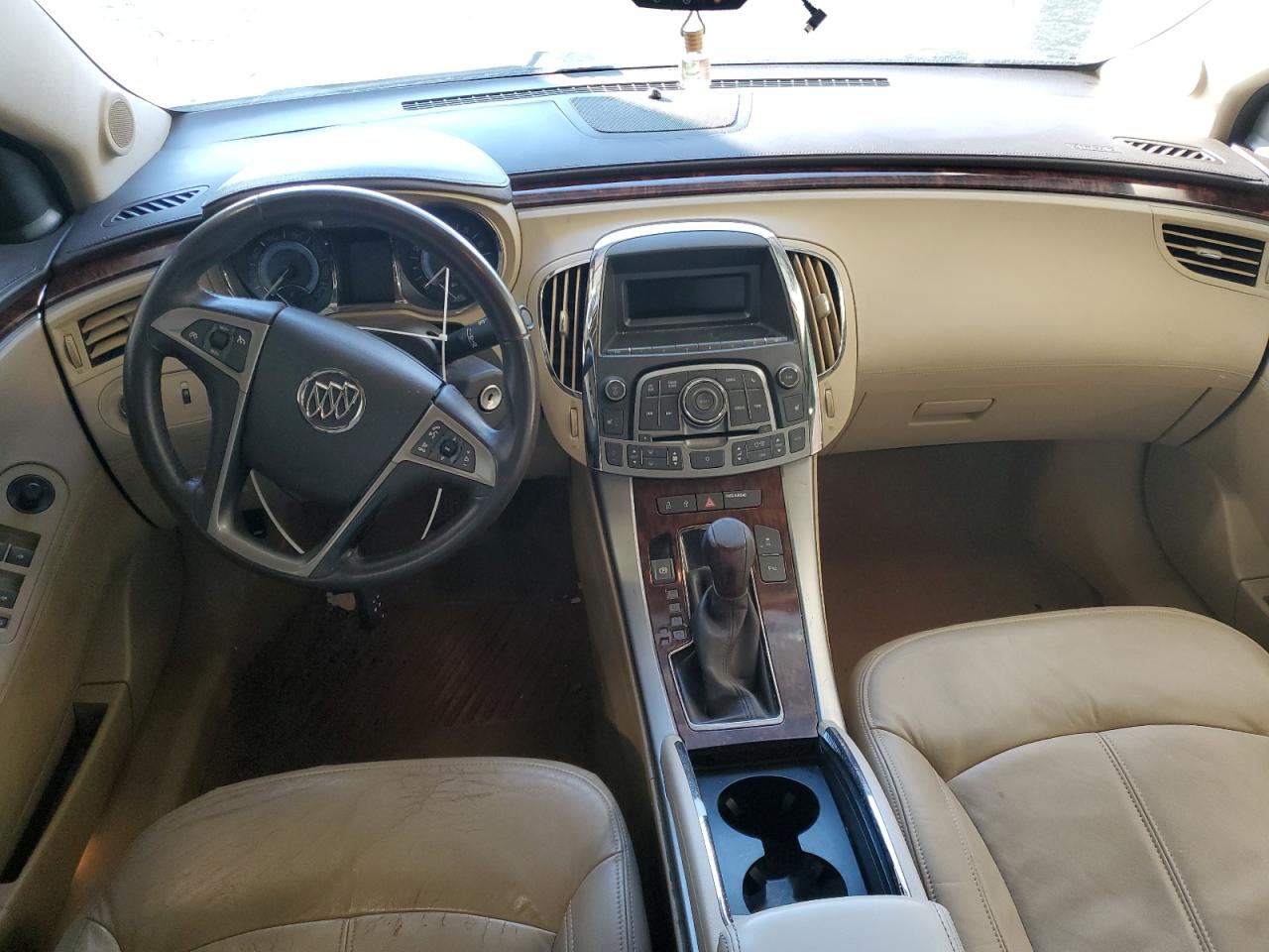 2011 Buick LaCrosse - Image 8