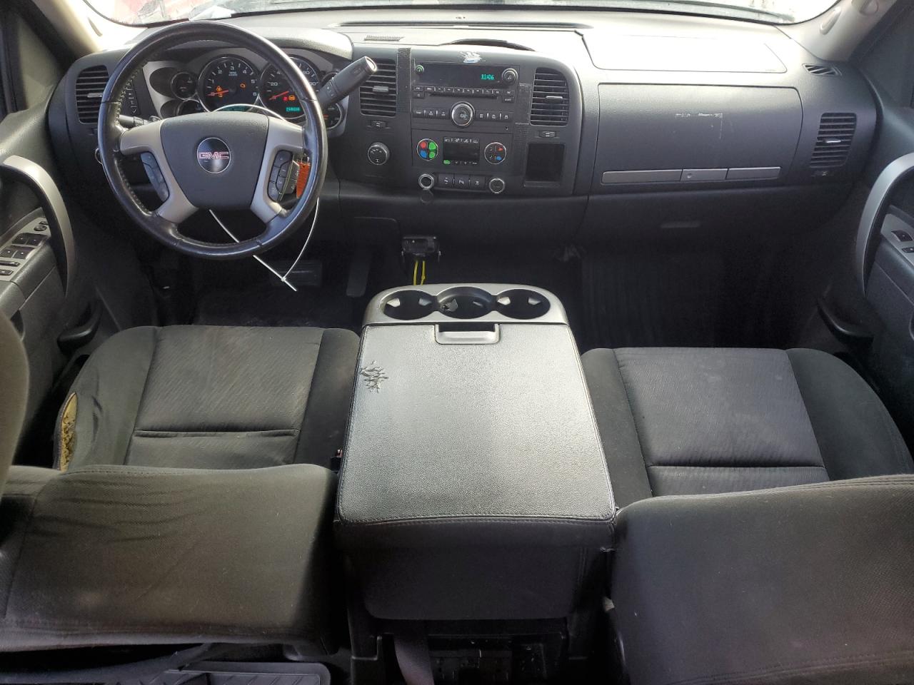 2010 GMC Sierra - Image 8