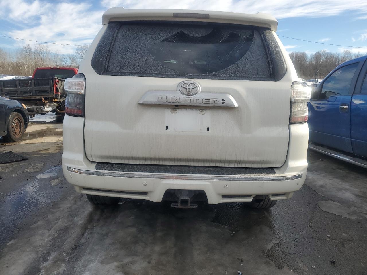 2017 Toyota 4Runner - Image 6