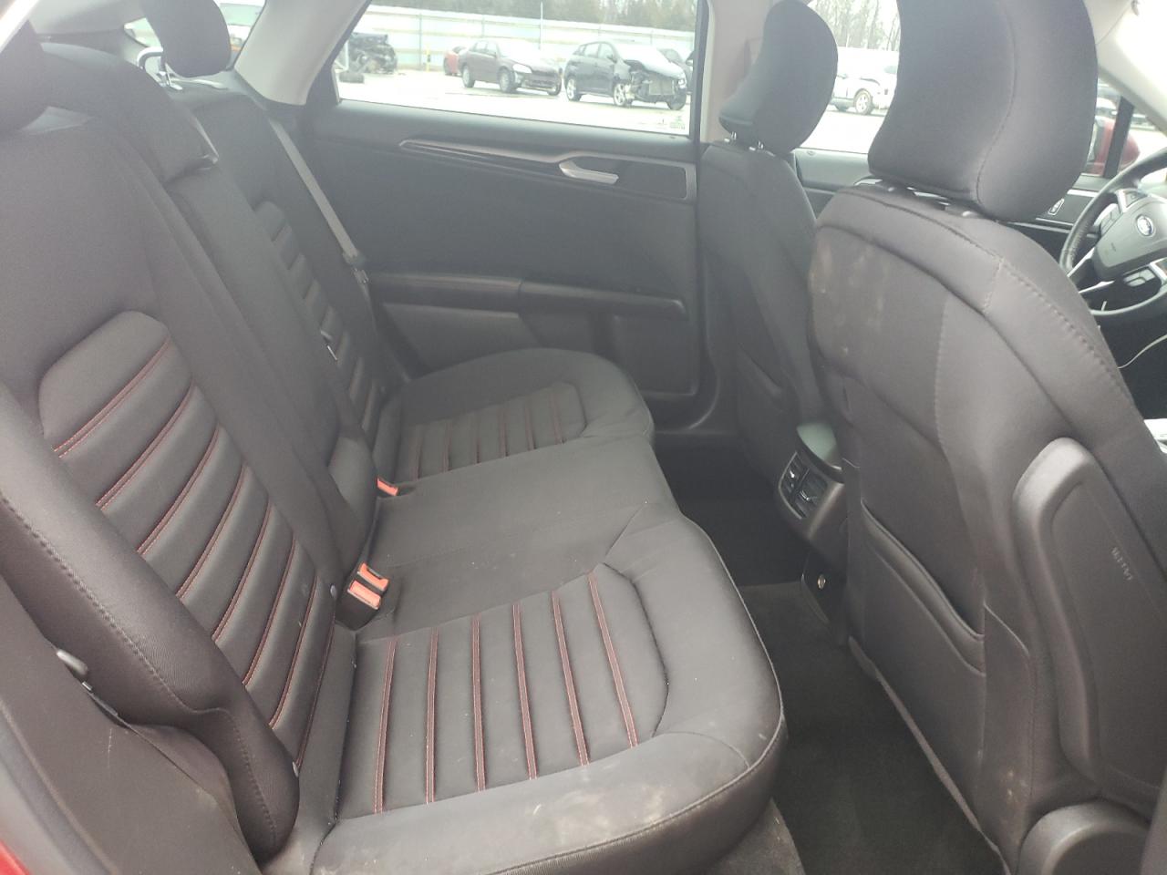 2016 Ford Fusion - Image 10