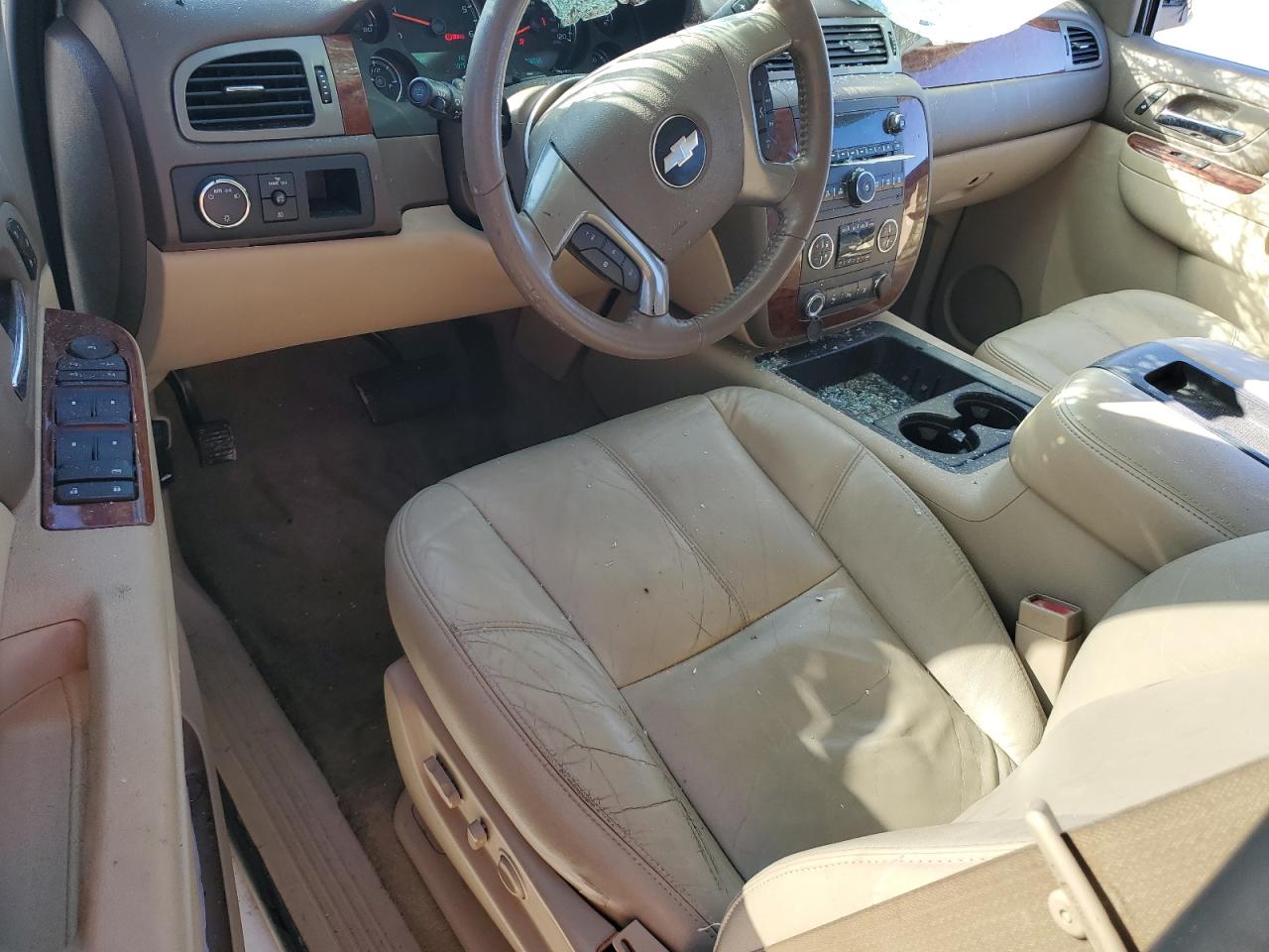 2011 Chevrolet Tahoe - Image 8