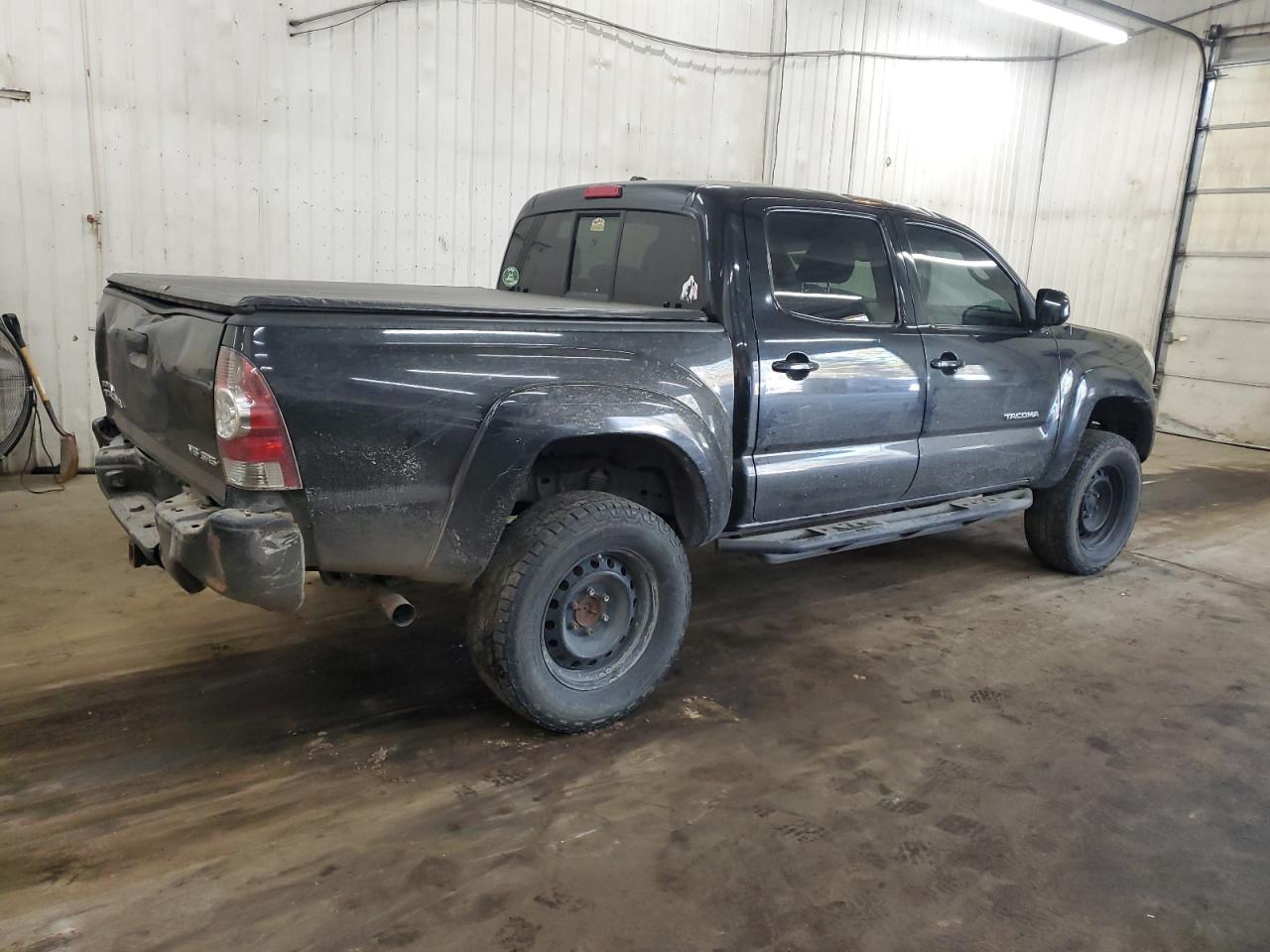 2010 Toyota Tacoma - Image 3