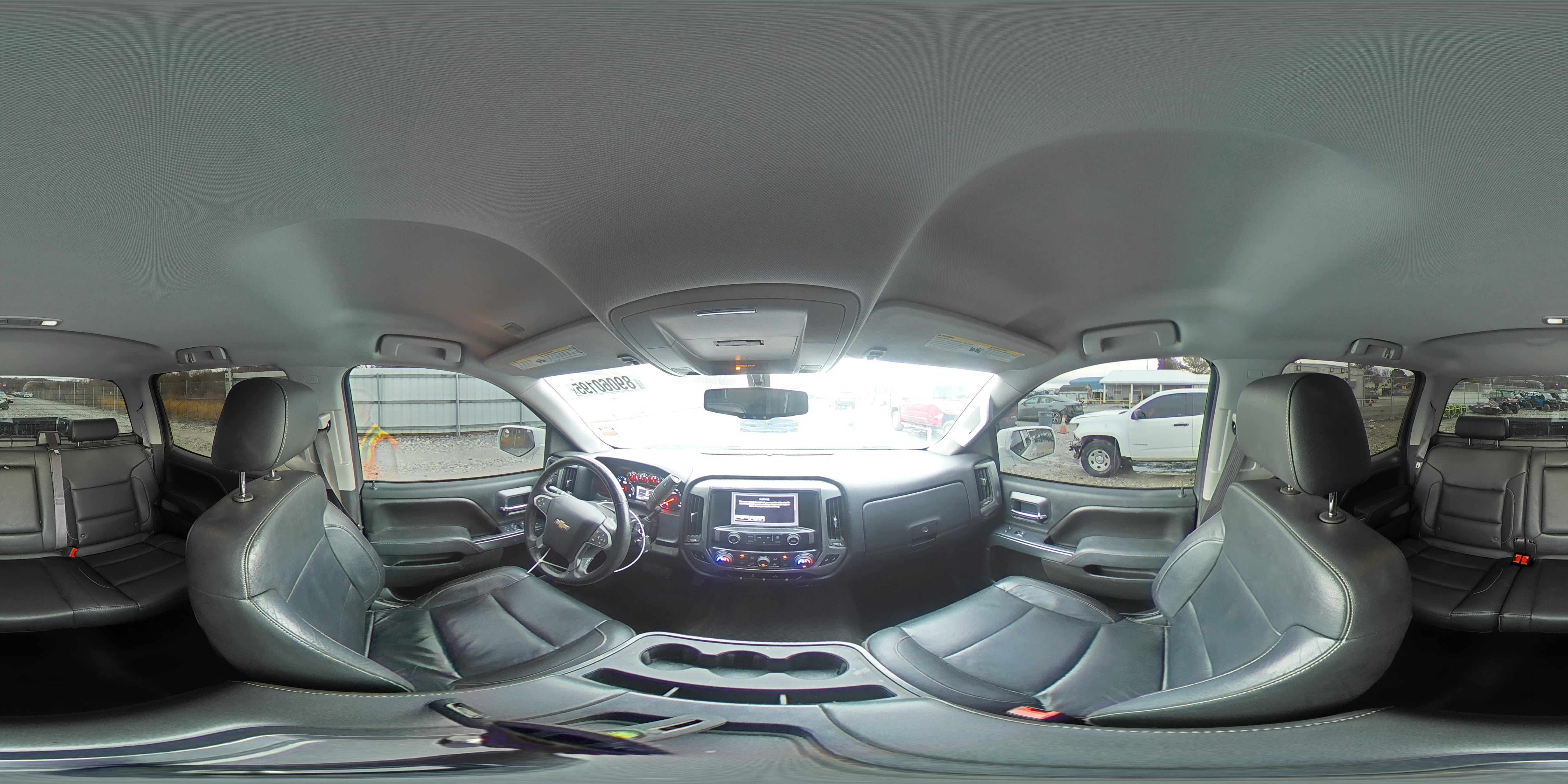 2015 Chevrolet Silverado - Image 13