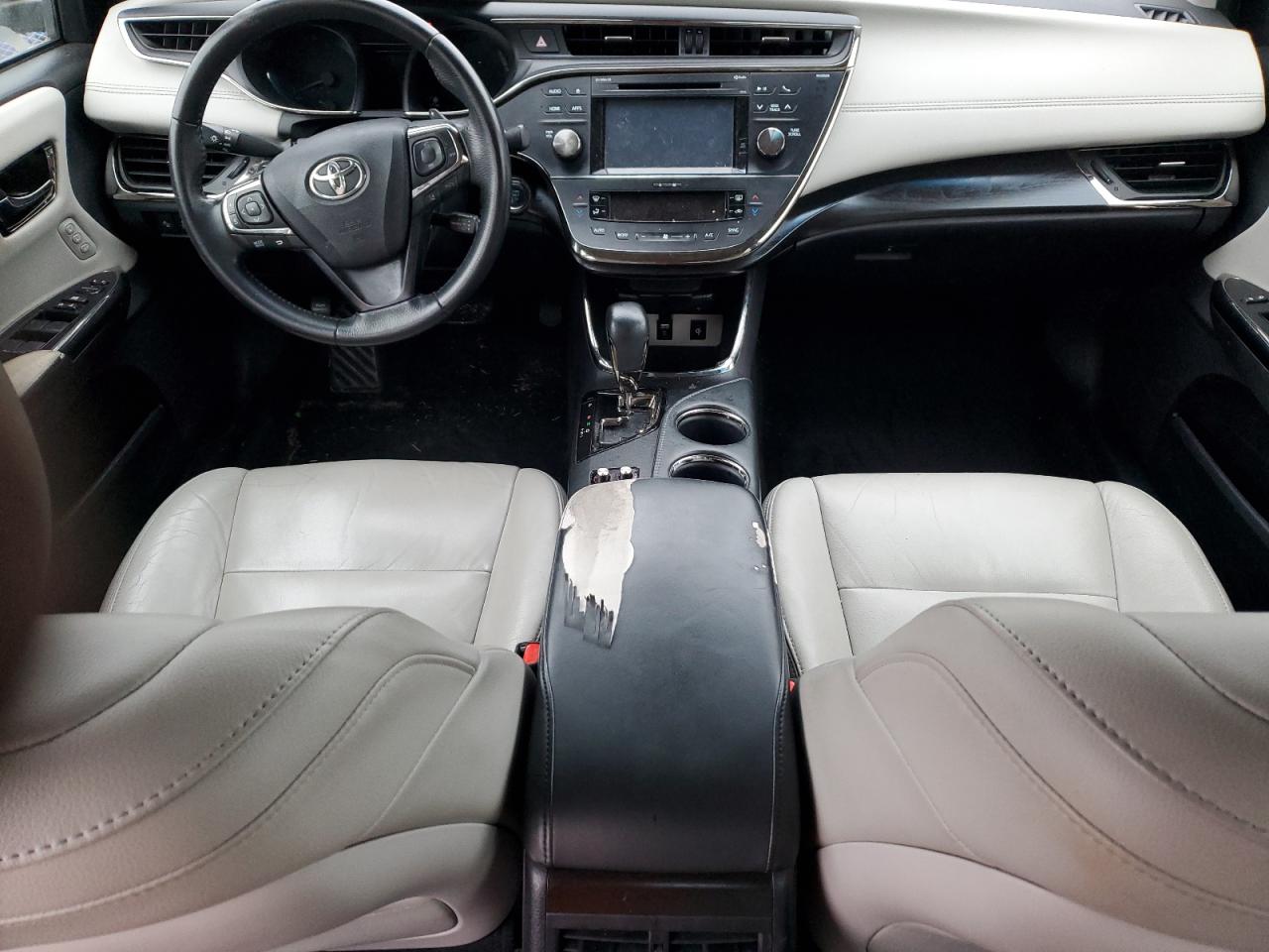 2018 Toyota Avalon - Image 8