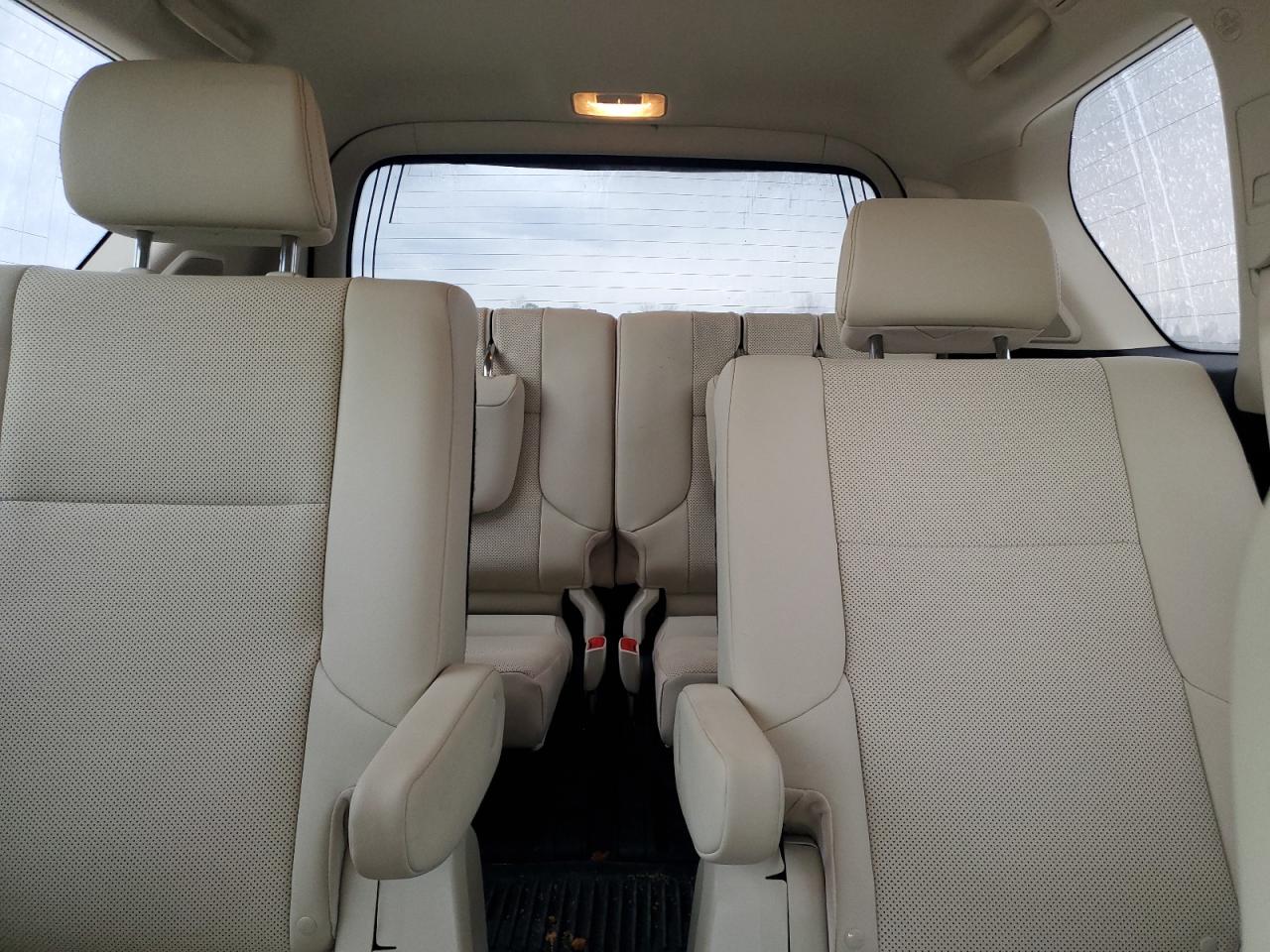 2023 Lexus GX - Image 10