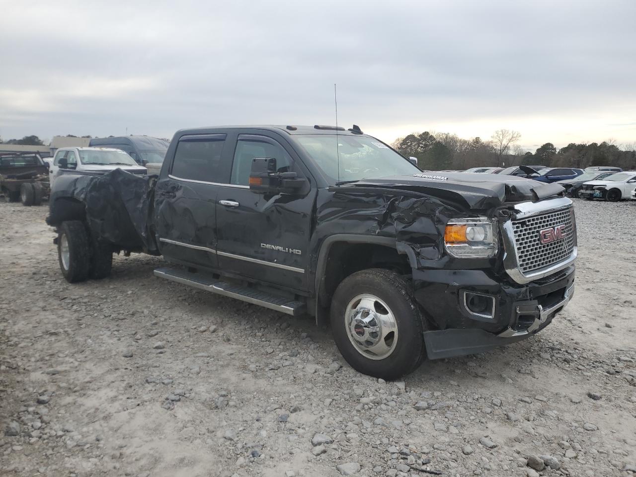 2016 GMC Sierra - Image 4