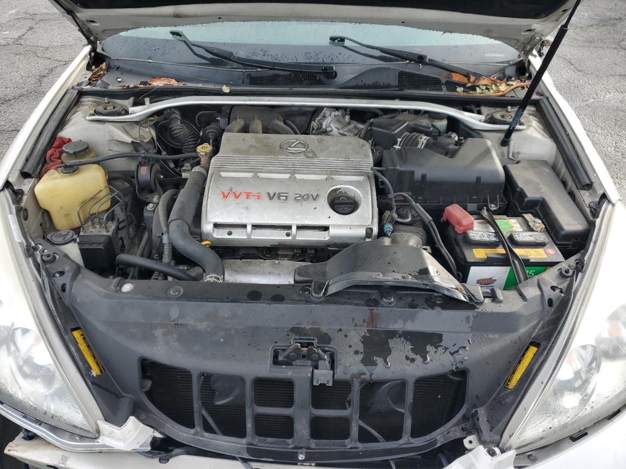 2003 Lexus ES - Image 12
