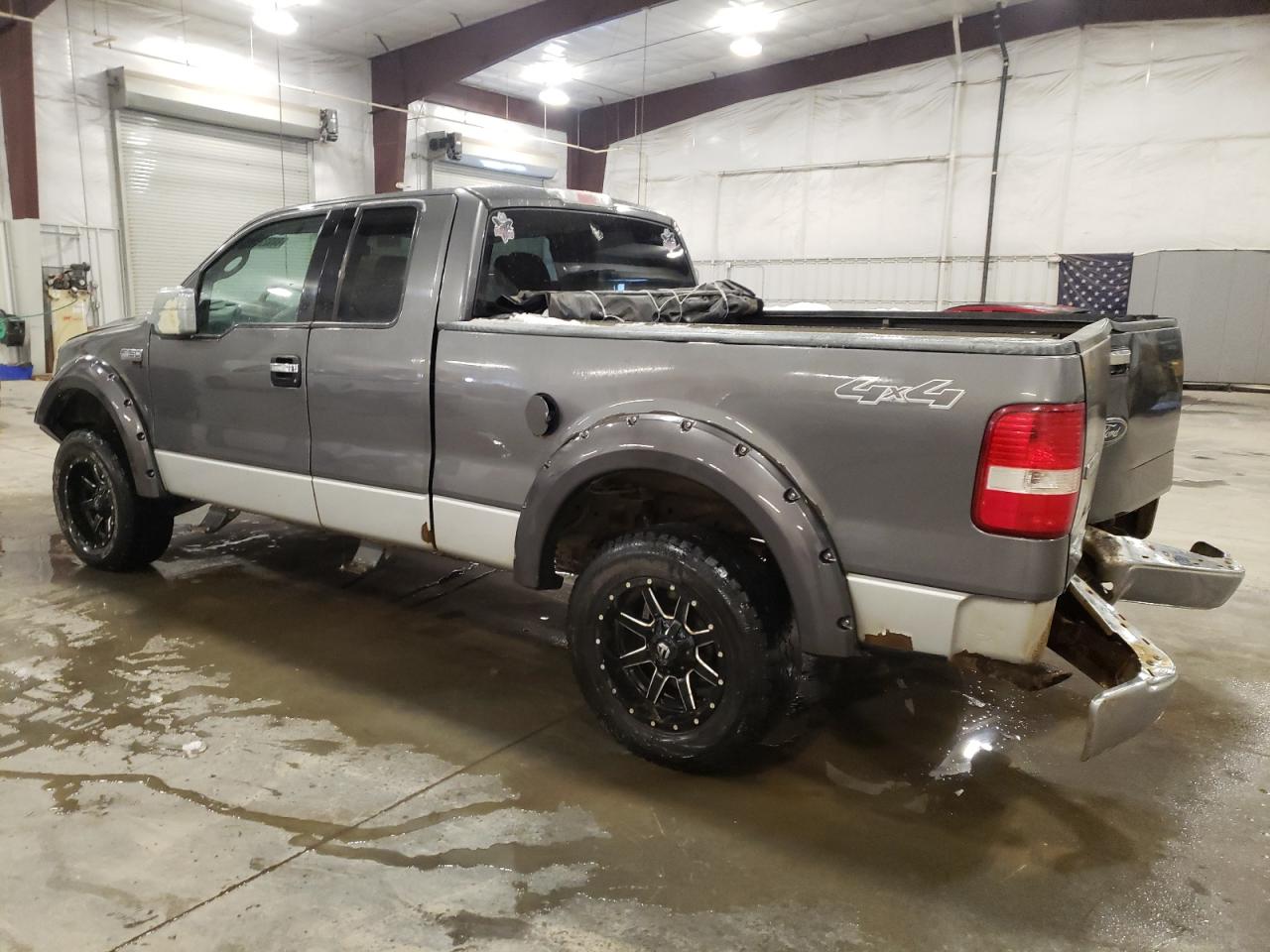 2004 Ford F-150 - Image 2