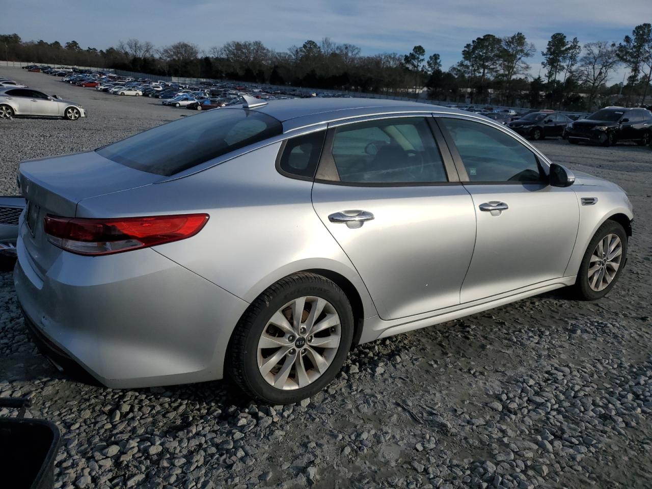 2017 Kia Optima - Image 3