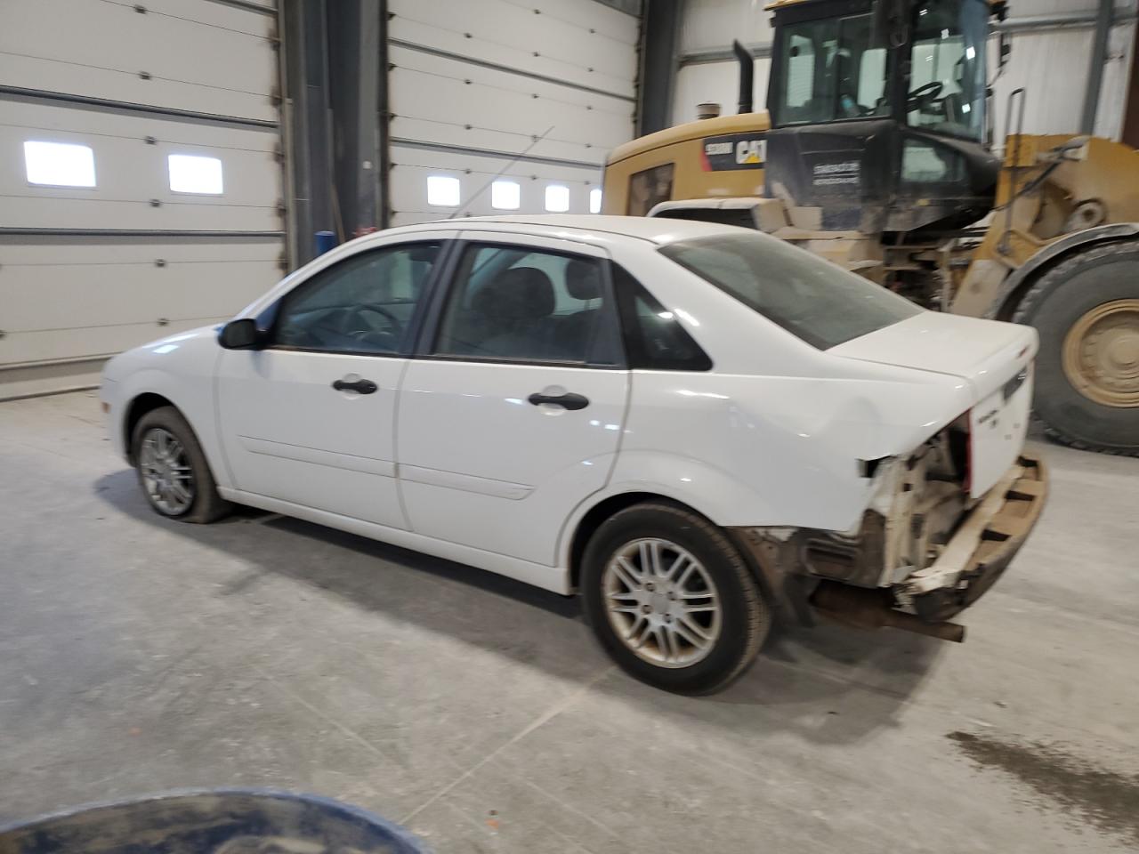 2007 Ford Focus - Image 2