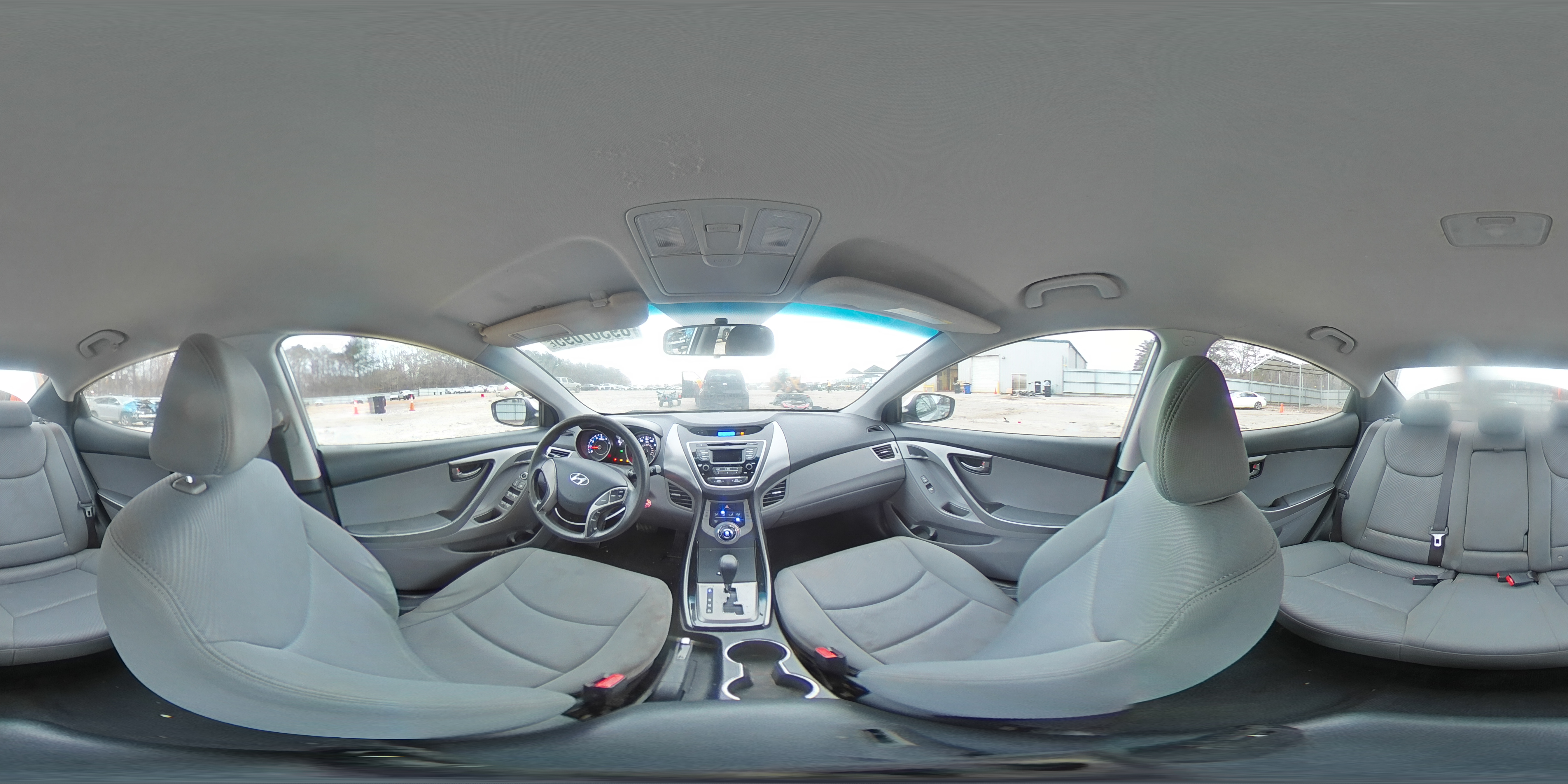 2013 Hyundai Elantra - Image 14