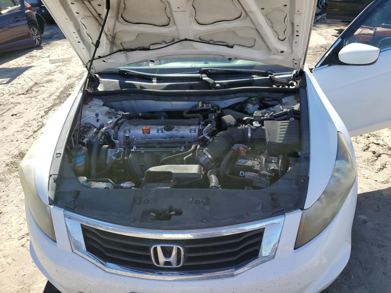 2009 Honda Accord - Image 11