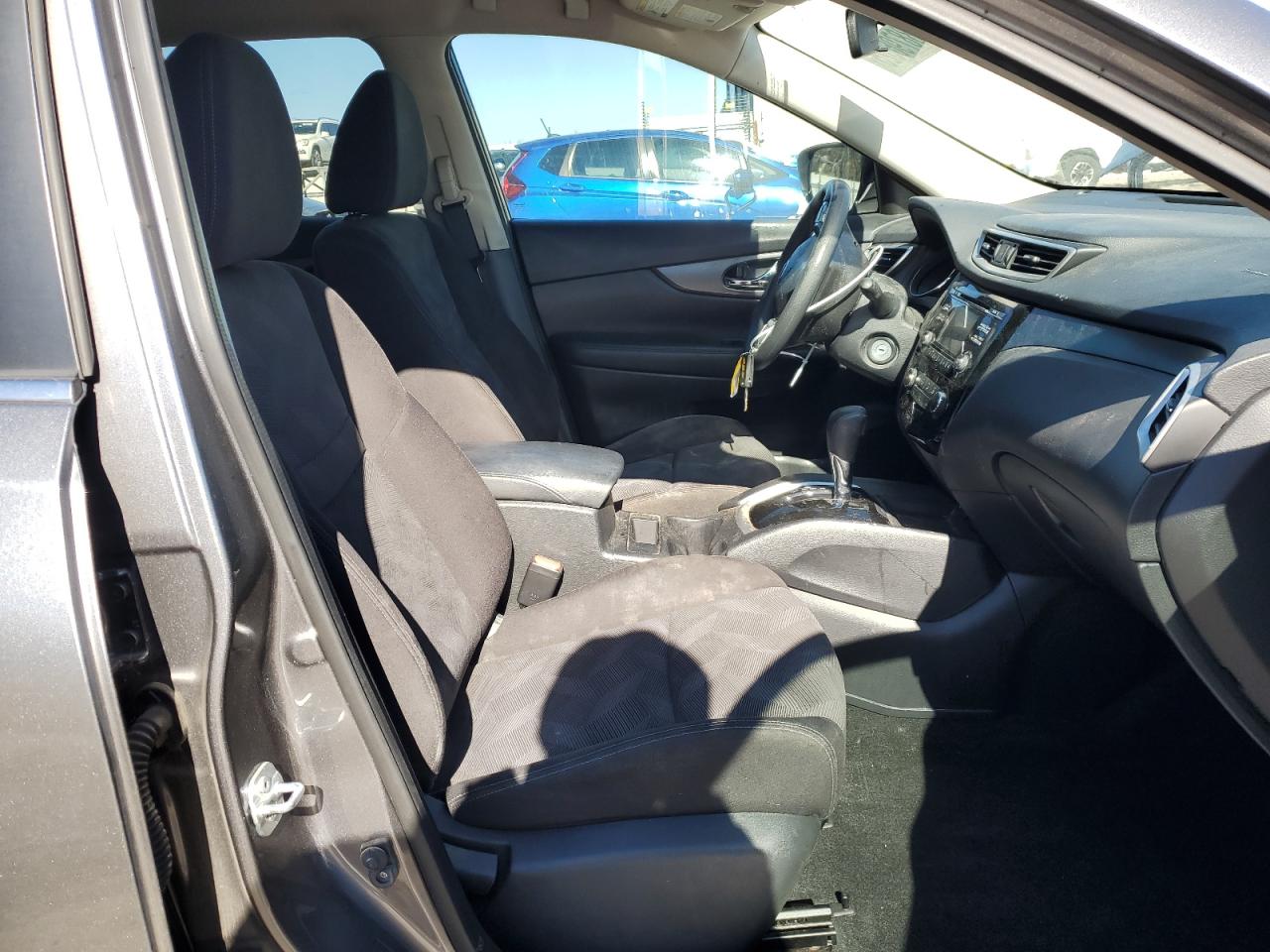 2016 Nissan Rogue - Image 7