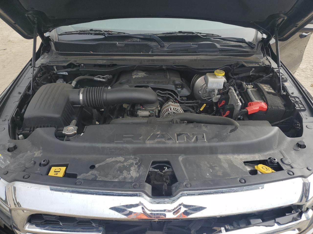 2022 RAM 1500 - Image 11