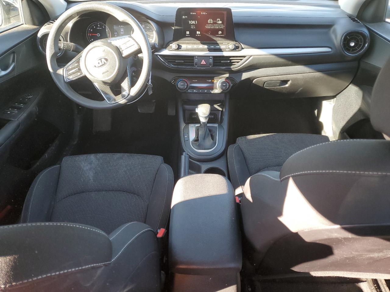 2019 Kia Forte - Image 8