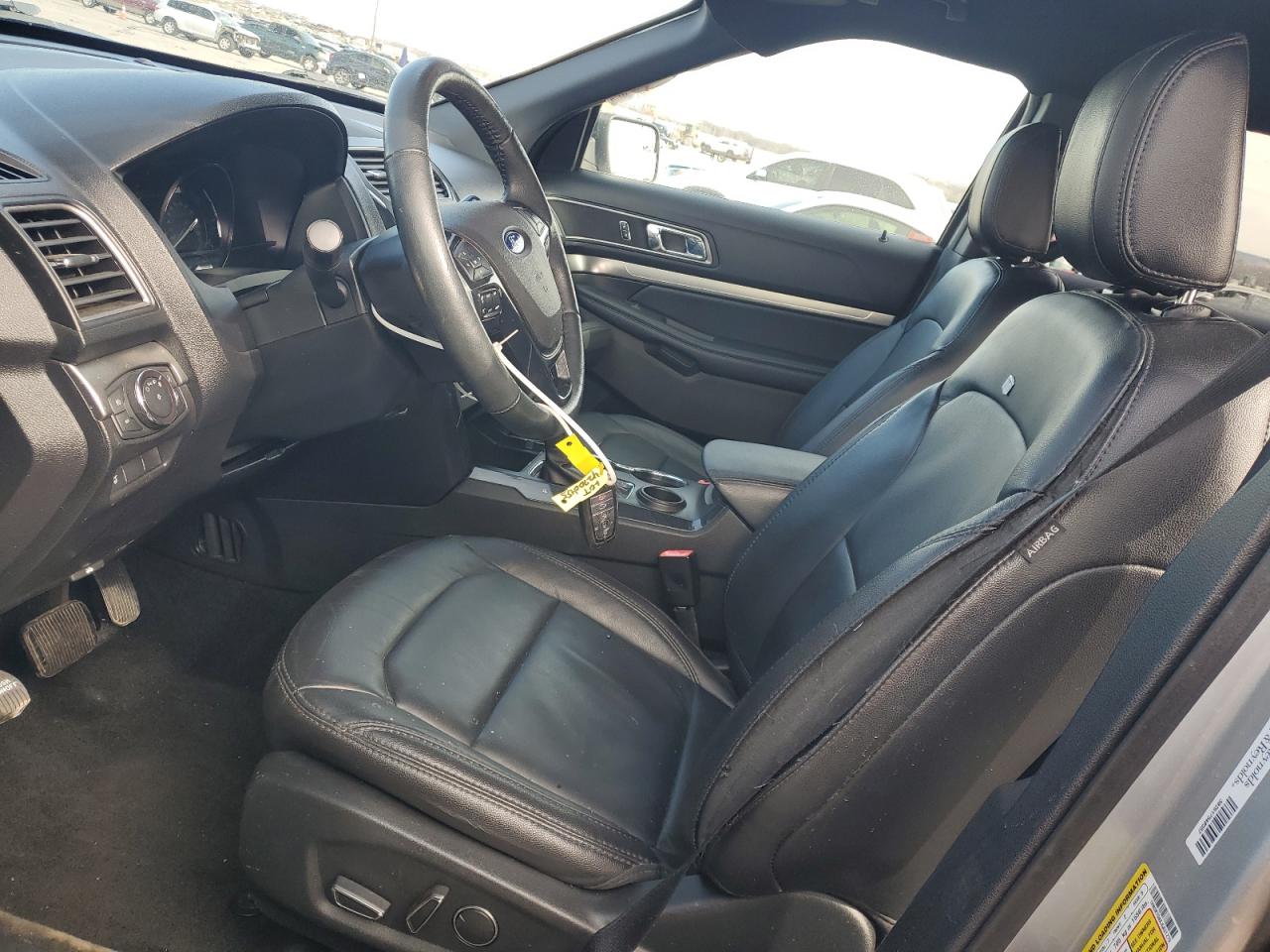 2018 Ford Explorer - Image 7