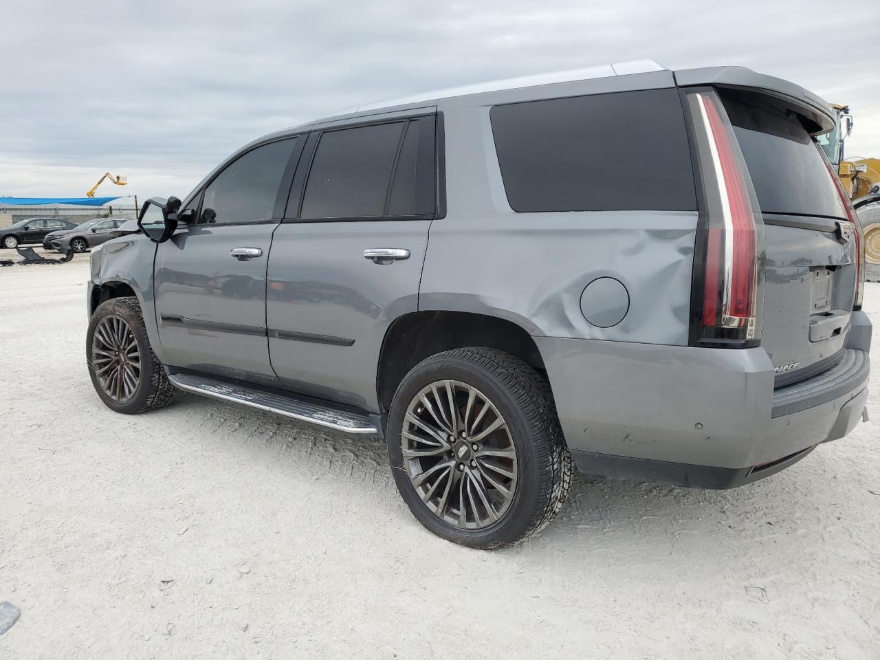 2019 Cadillac Escalade - Image 2