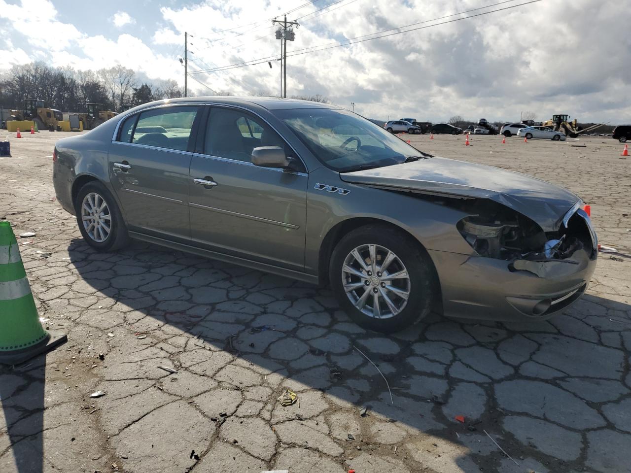 2011 Buick Lucerne - Image 4