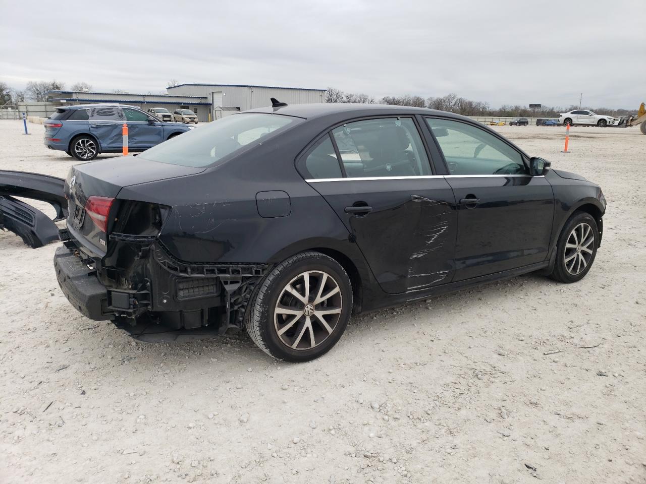 2017 Volkswagen Jetta - Image 3