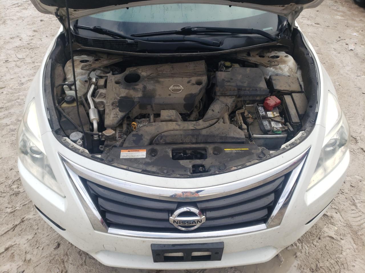 2015 Nissan Altima - Image 11