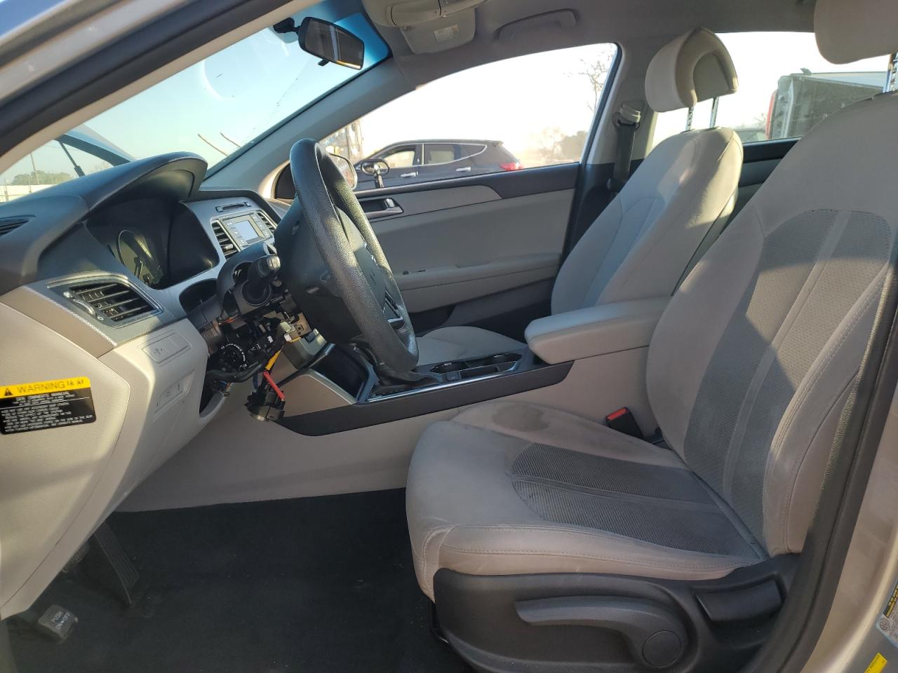 2015 Hyundai Sonata - Image 7