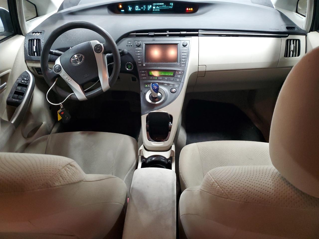 2010 Toyota Prius - Image 8