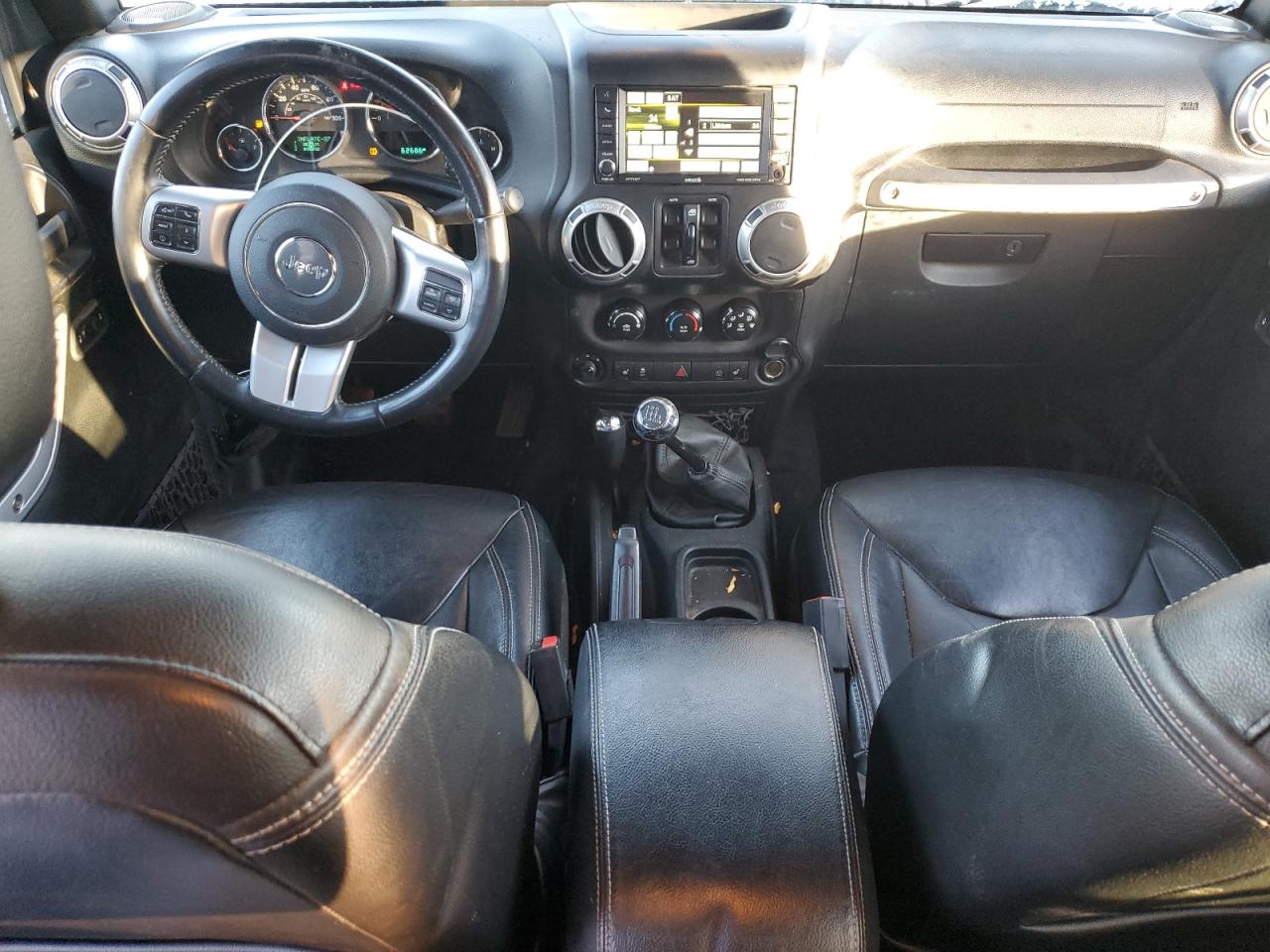 2017 Jeep Wrangler - Image 8
