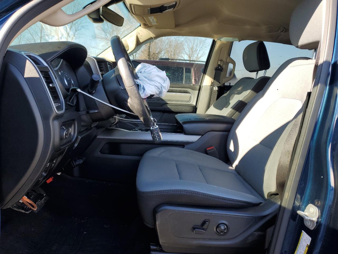 2020 RAM 1500 - Image 7