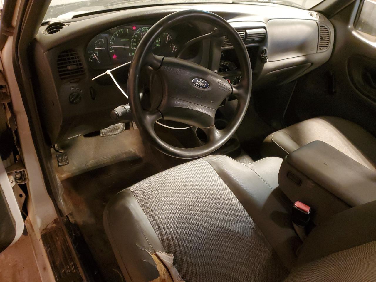 2001 Ford Ranger VIN: 1FTYR10U61TA72449 Lot: 41852845