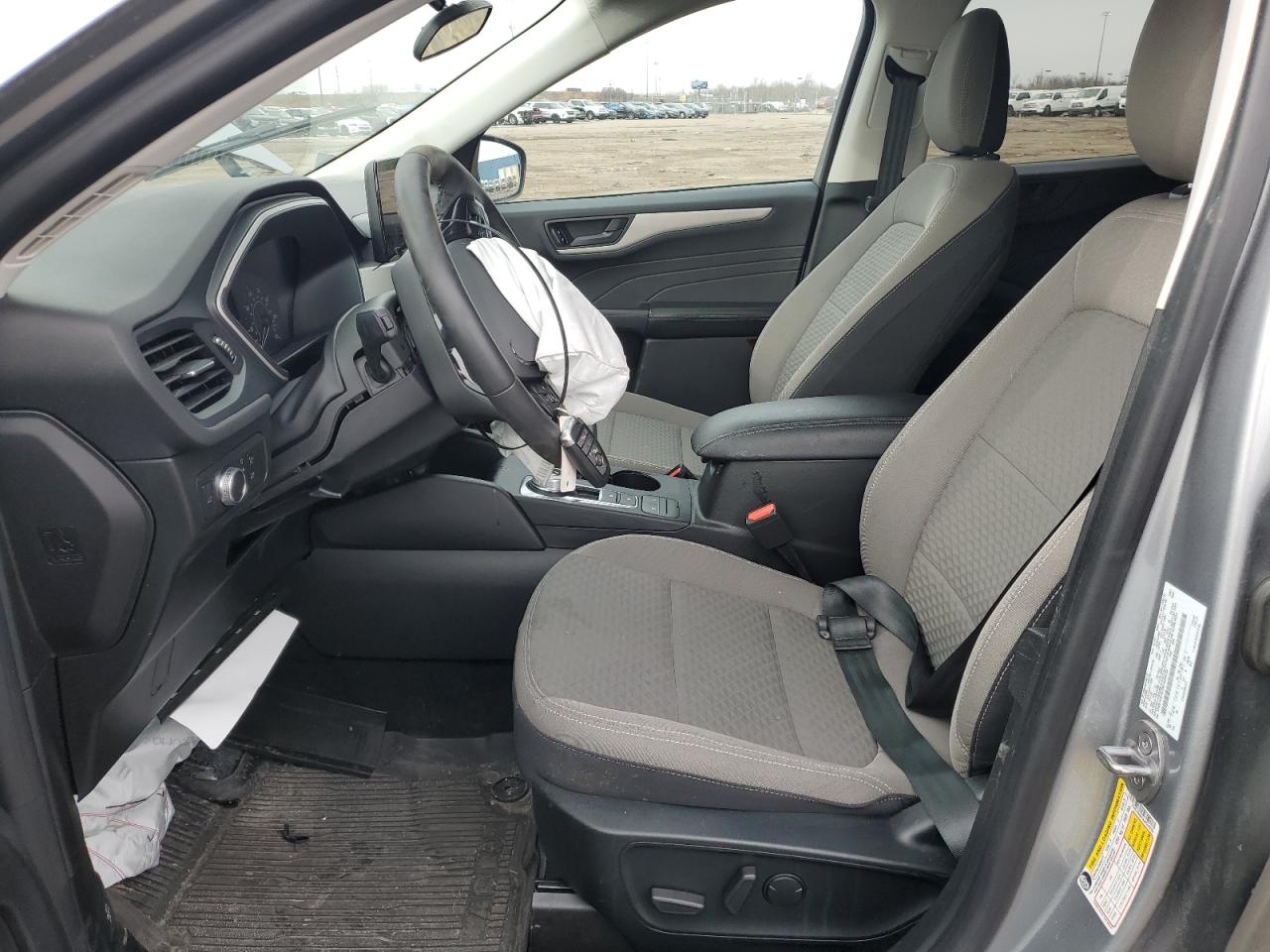 2022 Ford Escape - Image 7