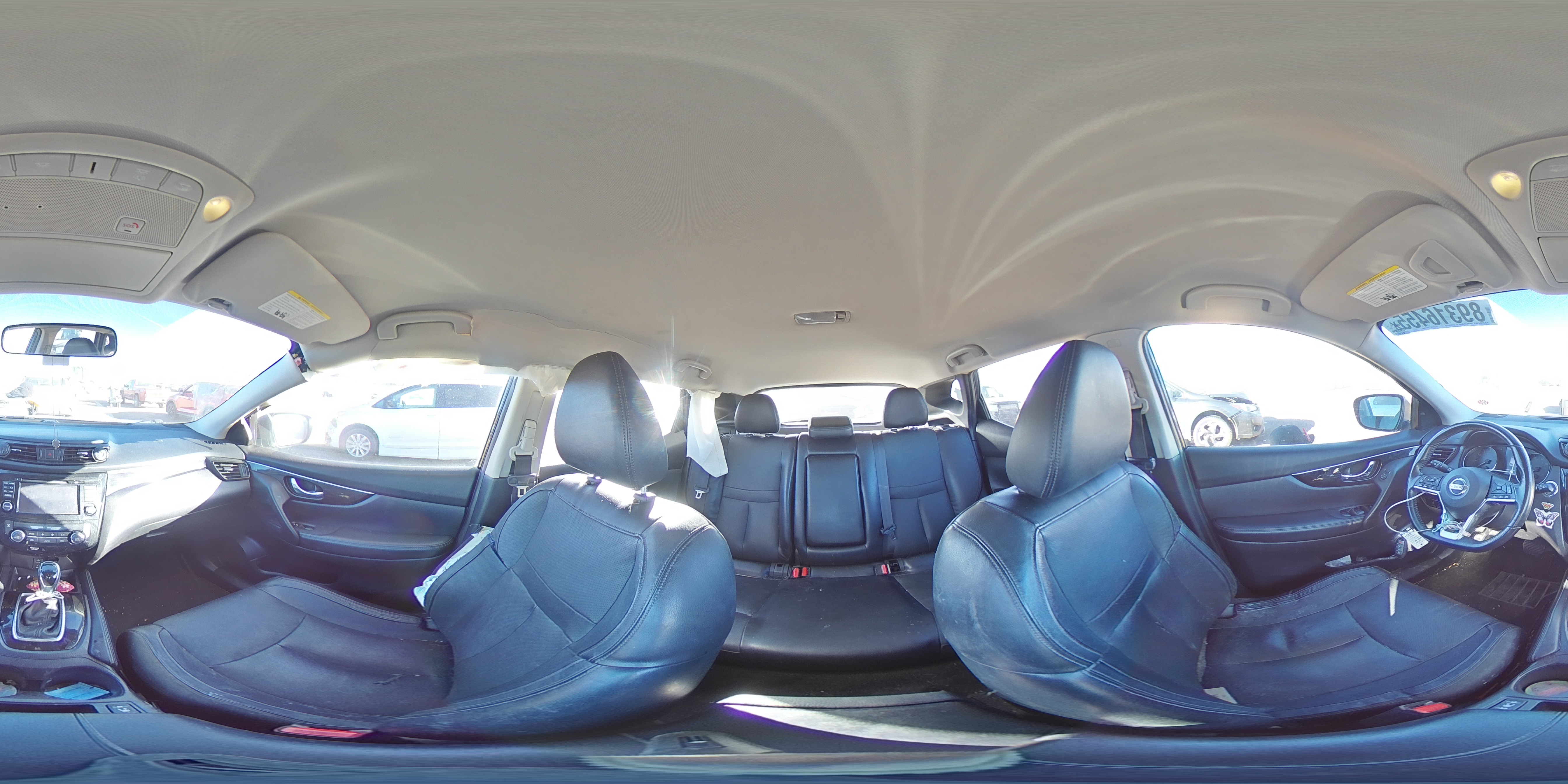 2018 Nissan Rogue - Image 13
