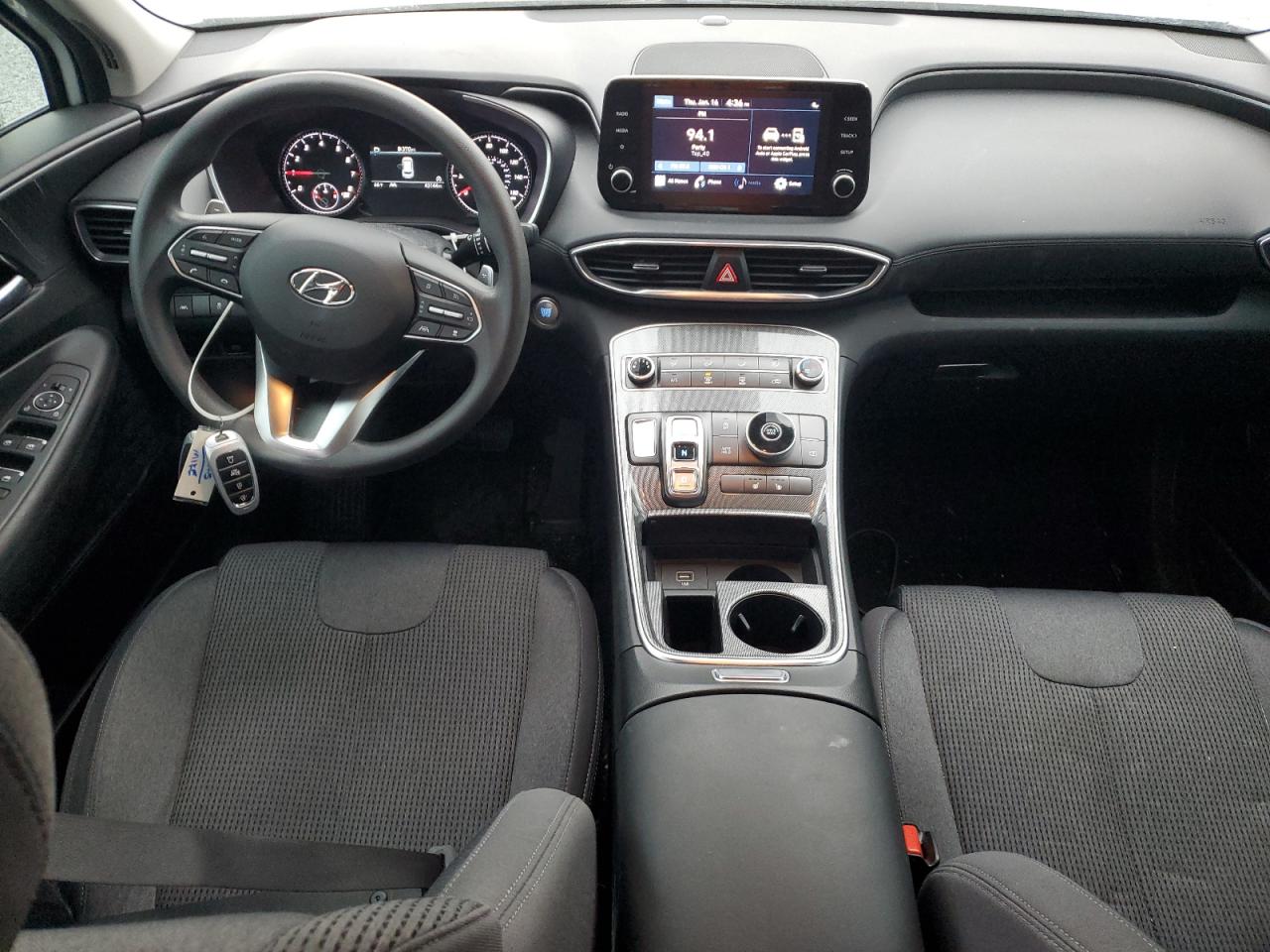 2022 Hyundai Santa Fe - Image 8