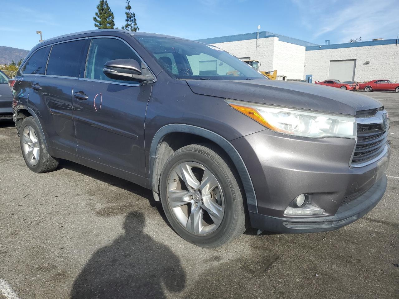 2015 Toyota Highlander - Image 4