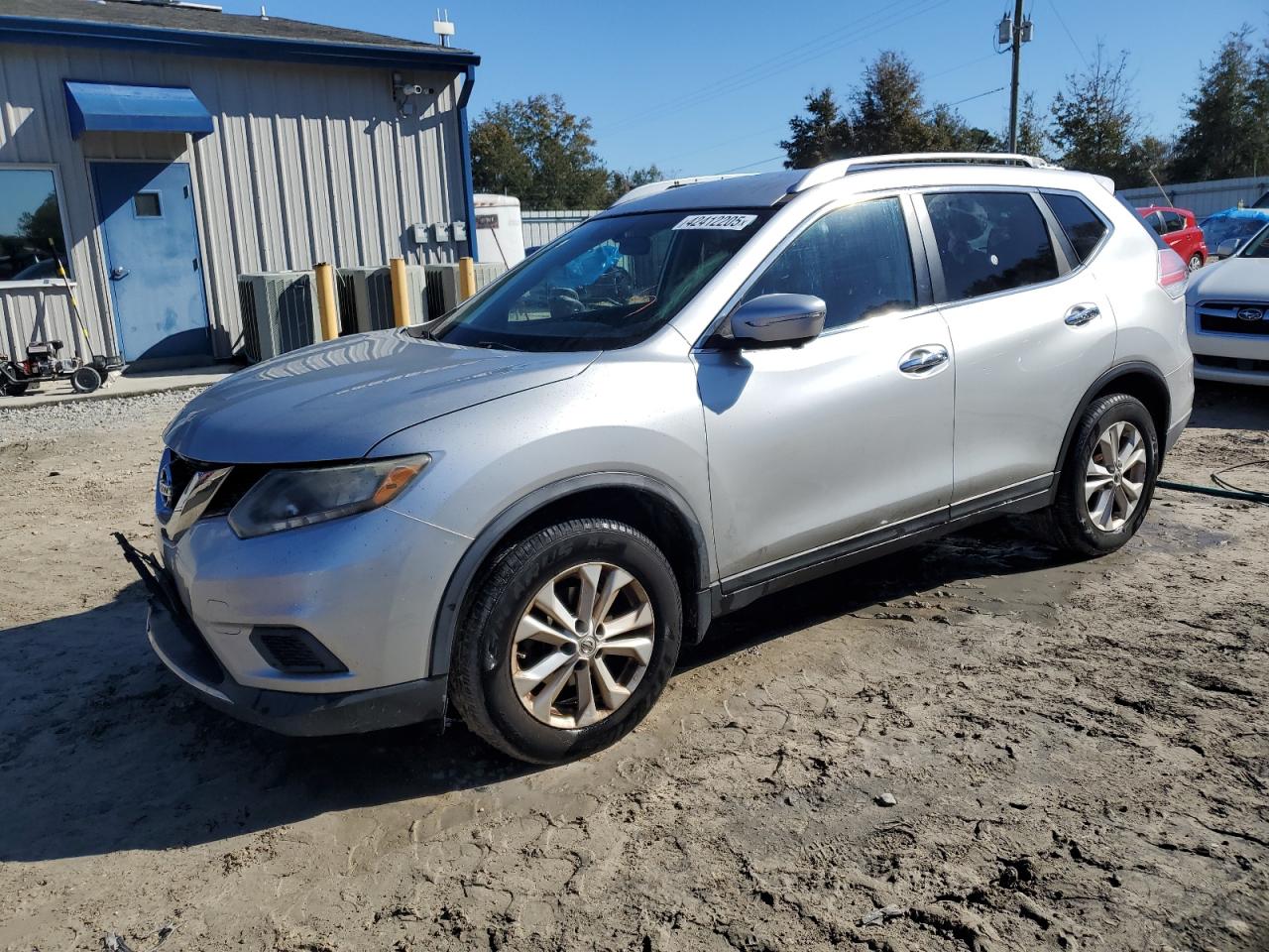 2015 Nissan Rogue - Image 1