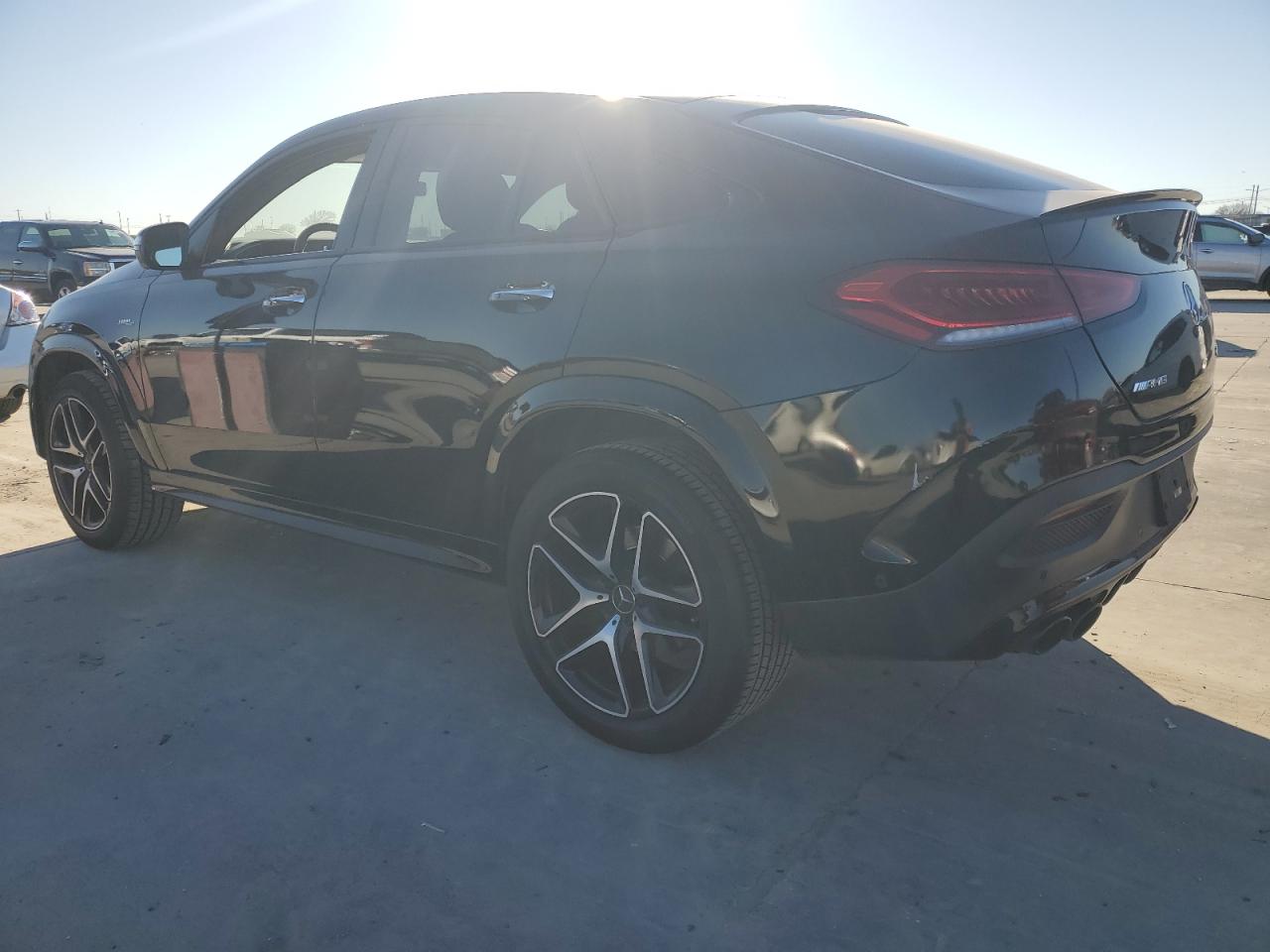 2021 Mercedes-Benz GLE - Image 2