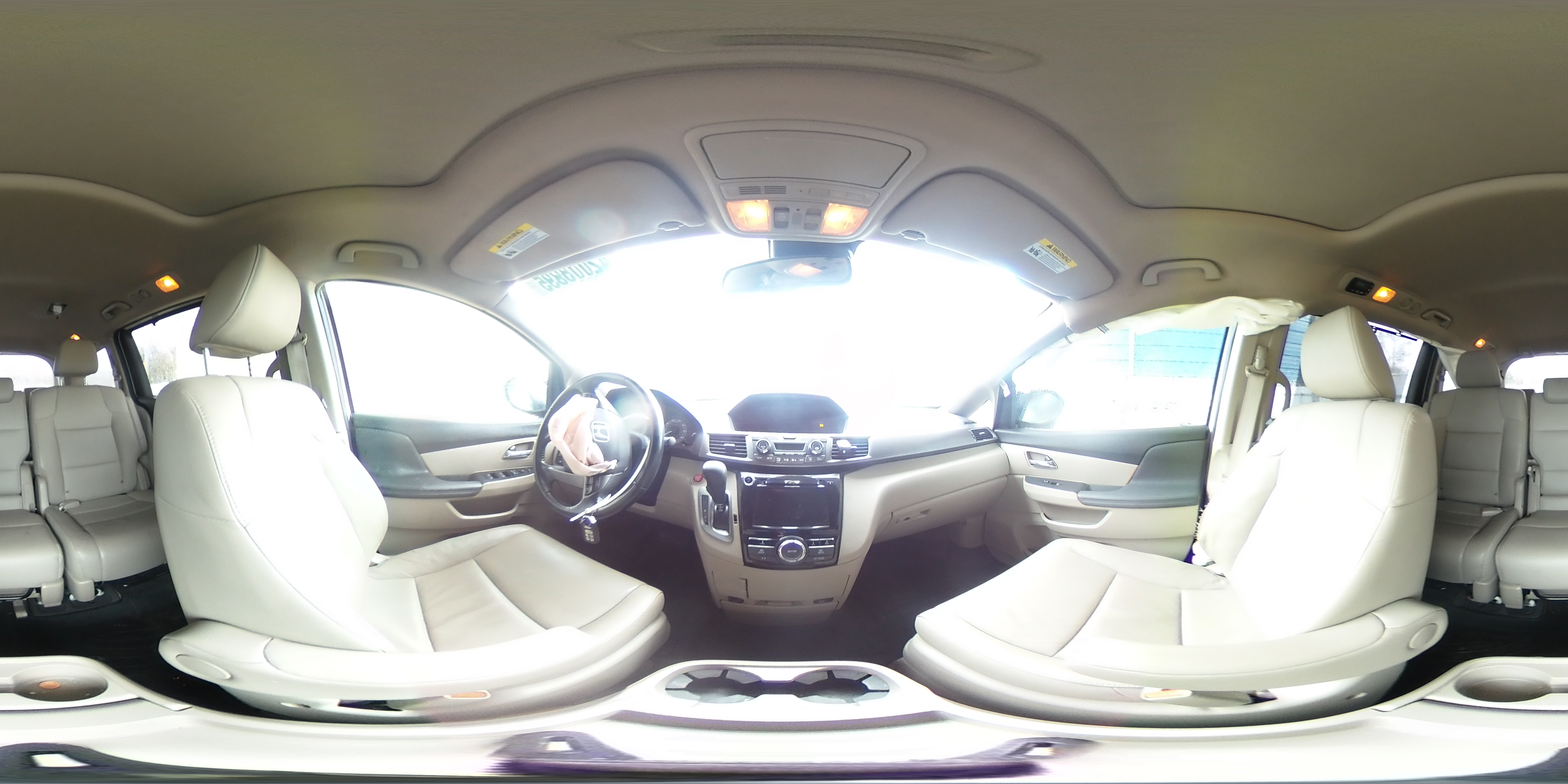2015 Honda Odyssey - Image 14