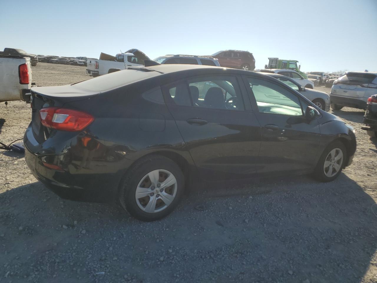 2017 Chevrolet Cruze - Image 3