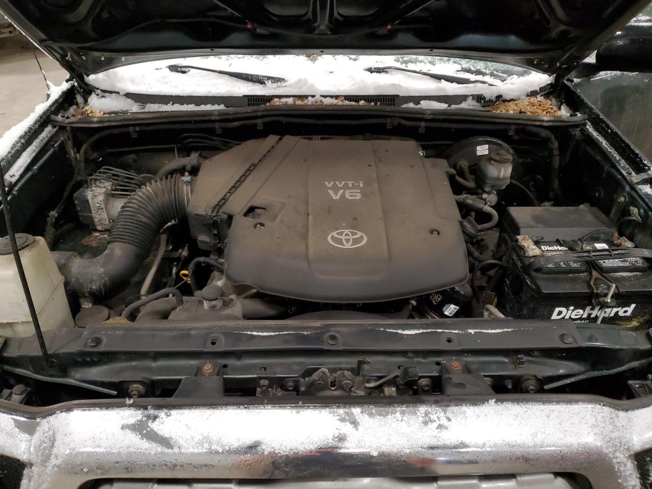 2010 Toyota Tacoma - Image 11