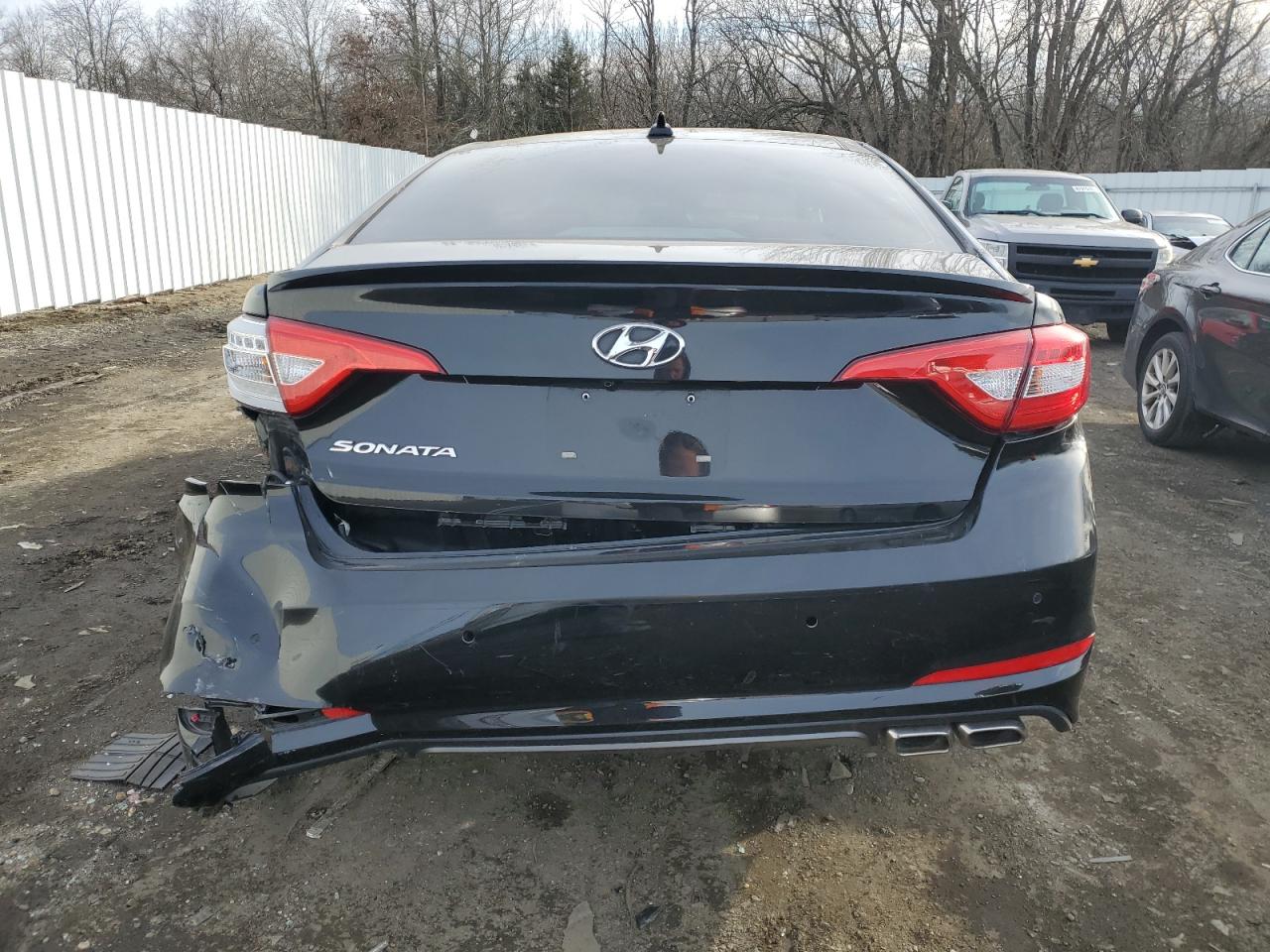 2015 Hyundai Sonata - Image 6